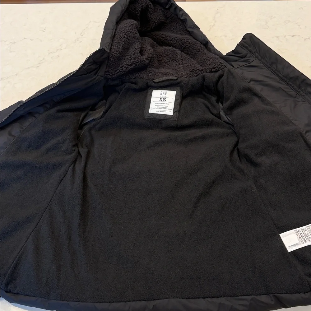 Gap NWT Puffer Jacket Size 4/5‎